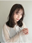 レイヤーカット　ミディアムレイヤー　顔周りレイヤー