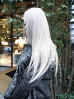 スリー(three)&nbsp;WHITE