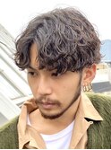 心斎橋メンズ波巻きパーマツイストスパイラルパーマルーズパーマ