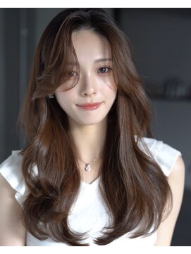 レノラ 本町(LENORA) デジタルパーマフェミニンフェザーパーマミディアム小顔カット