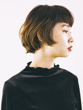 オト(Oto) グラデーションショートボブ