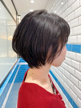 シー バイ ロンド 新宿(Sea by Lond) 【藤原三知代】丸みショートアッシュブラウン