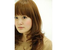 エミーナ(emina)