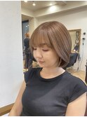 白髪ぼかしハイライト大人ショートボブ