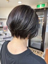 クオリス 上板橋店(QUALIS) くびレイヤーエモージュ斜めバング小顔似合わせカットボブ