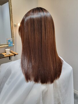 オルガ(Olga) 髪質改善/ 縮毛矯正/ストレート/ナチュラル/カラー/白髪染め