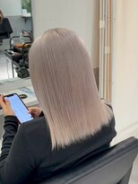 シエラ 南船場(CIERA.)&nbsp;イメチェン美髪ホワイトブロンドミルクティーベージュ