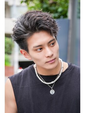 シャイン 大宮(SHINE) メンズカット/パーマ/ヘッドスパ/ブリーチ/眉毛/韓国/大宮/Men's