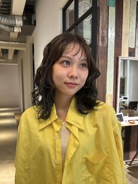 セブンベルベット(7 Velvet) ニュアンスパーマ【円口睦】