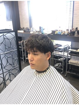 ヒロザバーバー(HIRO THE BARBER) ツイストスパイラルパーマ 宇部/理容院/理容室/メンズパーマ