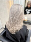 黒髪クラゲヘアーオリーブグレー小顔ココアベージュ