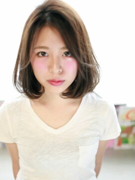 バース(BIRTH) 天神【BIRTH】　ふわミディベージュボブ