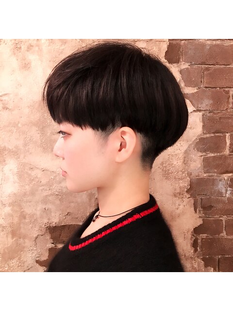 magiy hair　[nico]　下北沢　個性的　ショート