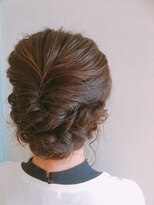パーティーヘアセット♪ 担当 伊原