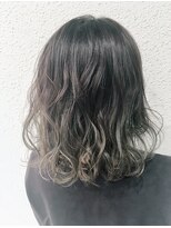 セレスト 下北沢店(CELESTE)&nbsp;ハイライトグラデ×モノトーングレー