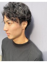 ユノ(juno)&nbsp;メンズグレージュパーマ　＜かき上げ　トランクスヘア＞