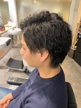 フリゼーア 川西店(FRISEUR) ハンサムアップバング