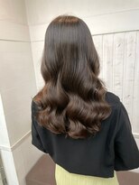 ネウィベルシア 名駅(newi belsia)&nbsp;大人かわいいエギョモリ ミルクティーブラウン ひし形シルエット