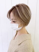 アイティーバイアルバム 松戸店(IT by ALBUM) ハイアッシュ_フェザーバングマッシュショート_ba325251