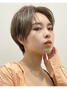 イヴォークトーキョーオーサカ(EVOKE TOKYO osaka) ニュアンス×抜け感ショート