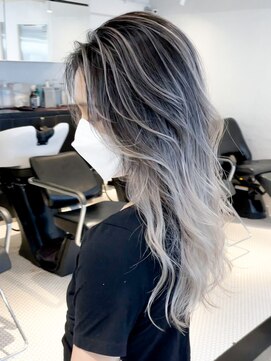 アルバム 渋谷パルコ(ALBUM) バレイヤージュ_シルキーベージュ斜めバング_ba354122