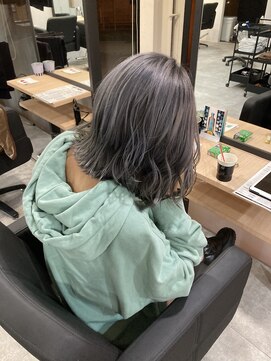 ラフ 難波店(LAFF) #ショコラアッシュ#ヘルシースタイル#ふんわりカール