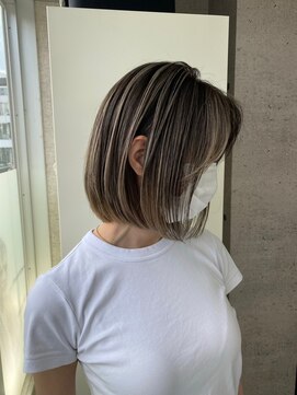 イキ 表参道(iki omotesando) モード/無造作ウェーブ/大人ガーリー[表参道駅]