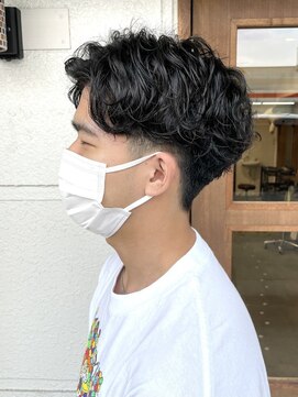 ヘアラボ シロ(Hair lab.Shiro) ミックススパイラルツイストスパイラルパーマセンターパート