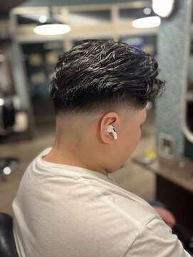 ワンワンオー バーバーショップ 長浜店(@110 BARBER SHOP) back style