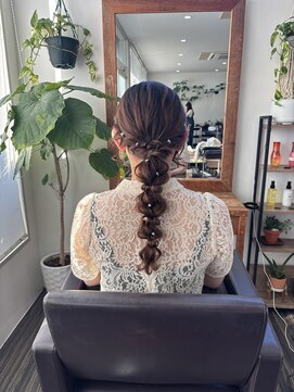 ヘアメイク エイト キリシマ(hair make No.8 kirishima) 編みおろし、お呼ばれヘア