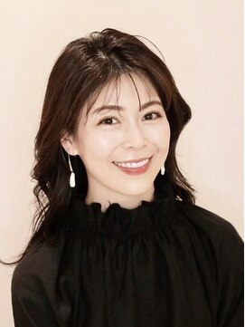 アンベリールフルー(EMBELLIR fleur) エレガントカールスタイル　３０代４０代５０代