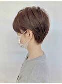 くびれショートヘアボブ透明感シルバーアッシュグレージュカラー