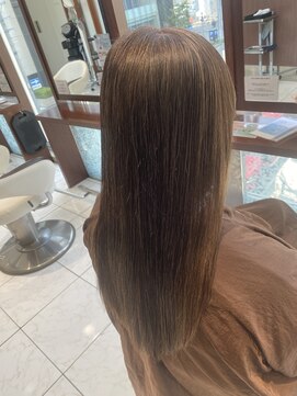 アース 静岡駅前店(HAIR&MAKE EARTH) 艶々ストレート