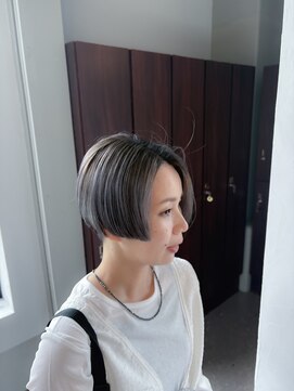 マップデザイン(map design) センターパートショートボブ＋グラデーションカラー