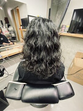 モーテル(MOTEL) ロングスパイラルパーマ