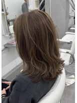 ロエ 元町店(Loe) 【脱白髪染めハイライト】ミルクティーベージュ