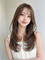 ヌフ(neuf) 大人可愛いミルクティーベージュ×顔周りレイヤー/