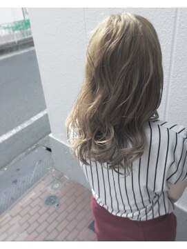 トーク 伊丹本店(TAL'KE) ペールグレージュウェーブ