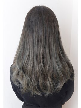 ヘアーメイク トレコローリ(hair make trecolori) 【trecolori】外国人風抜け感ハイライト/ファジーミントグレー