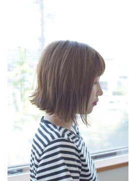 ヘアアンドメイク ムーア(Muuua) 切りっぱなし外ハネボブ