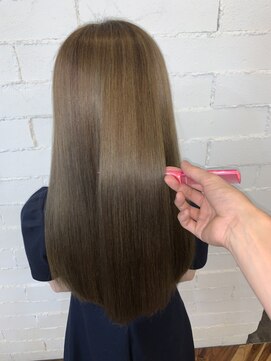 アトリエ ミム 二子玉川店(atelier mim) 艶髪×クラシカルロング♪縮毛矯正<二子玉川店>