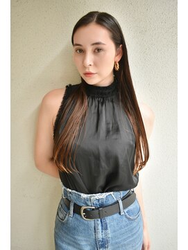 ブゾン(buZon) 耳掛けスタイリッシュストレート×大人ロング