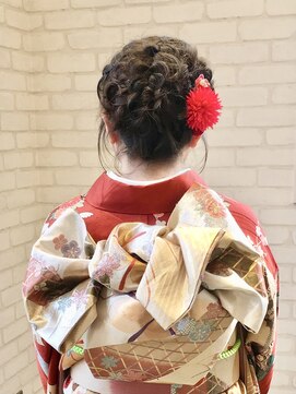 アヴァン(avant) 〈avant〉振袖編み込みスタイル