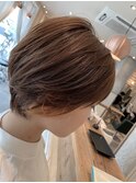 イヤリングカラー、ショートボブ