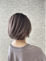 スイ(Suy')&nbsp;ボブ中明度バレ