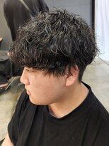 ニアウ 伊勢崎連取店(Niau)&nbsp;波巻きスパイラルパーママッシュツイストスパイラルパーマメンズ