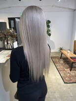 メリー オオサカ(Merly Osaka)&nbsp;色落ちも綺麗で安心なハイトーン_white ash_