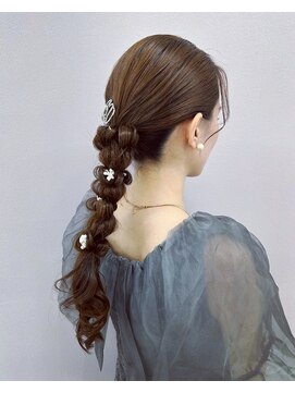 プルクラ ロッポンギ(Pulchra ROPPONGI) ポニーテールアレンジ/ポニーテール/タイトポニー