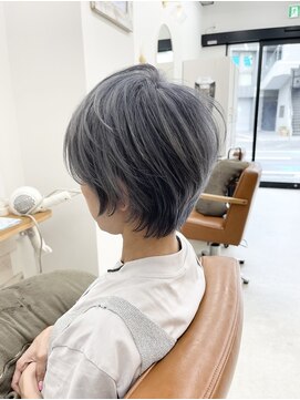 ティエル(TieLu) 都内大人気スタイル×丸みショート×外国人風