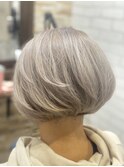 ショートボブ/ニュアンスカラー/センターパート/ブルージュ